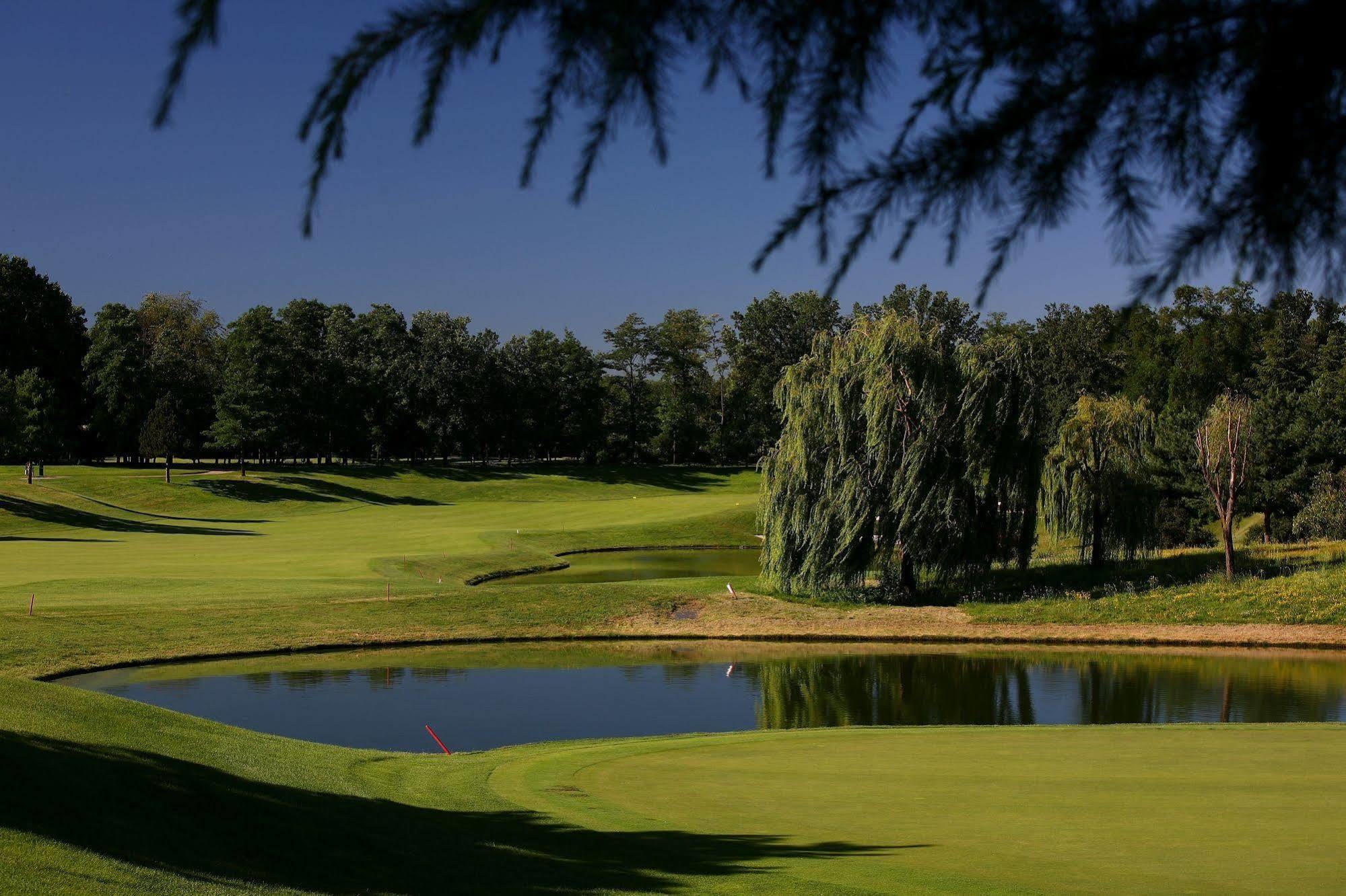 Le Robinie Golf & Resort Solbiate Olona Eksteriør bilde